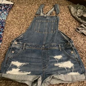 American eagle Tomgirl shortall